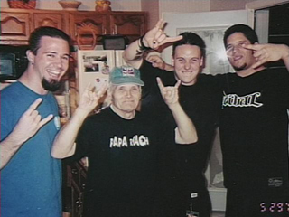 paparoach24.jpg
